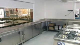 El colegio Agustina de Aragón ha inaugurado este martes su nueva cocina y sistema de gestión.