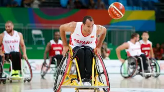 La selección española de baloncesto en silla de ruedas se deshace de Japón y roza los cuartos