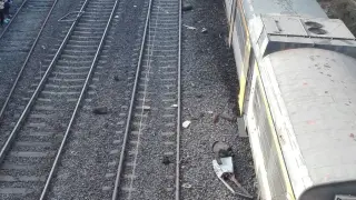 Un tren de pasajeros descarrila en Pontevedra