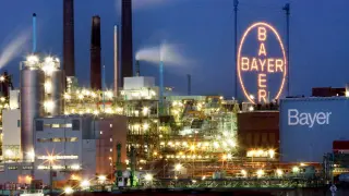 Bayer suprimirá la marca Monsanto tras comprar la empresa por 53.724 millones