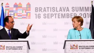 Comparecencia de Hollande y Merkel tras el Consejo de Bratislava
