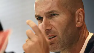 Zidane, durante la rueda de prensa tras el entrenamiento