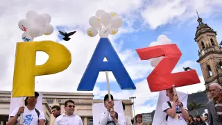 El mundo mira con esperanza la firma del acuerdo de paz en Colombia