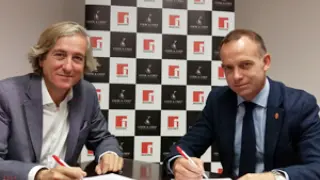 El acuerdo ha sido rubricado por el presidente del Club, Christian Lapetra, y por Alberto Forcano, C.E.O. de la compañía.