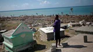 Destrucción en Haití tras el paso del huracán Matthew.
