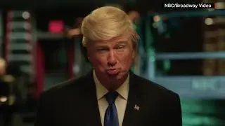 Alec Baldwin caracterizado como Donald Trump en 'Saturday Night Live'.