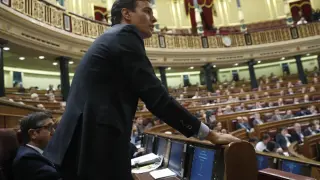 Momento de la votación de Pedro Sánchez este jueves en el Congreso.