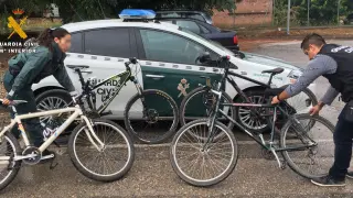 Detenidos los dos presuntos autores del robo de cuatro bicicletas