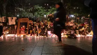 Homenaje a las víctimas de los atentados en París