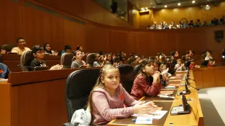 Pleno infantil en las Cortes de Aragón