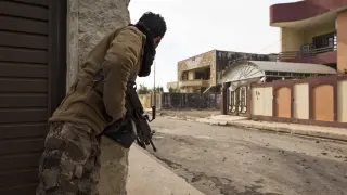 Un soldado de las fuerzas especiales iraquíes en Mosul.