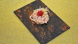 Receta de escabeche de trucha y su caviar sobre pan de borraja