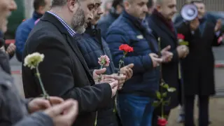 La comunidad turca de Berlín rinde homenaje a las víctimas.