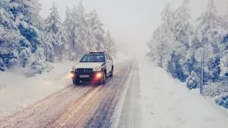 Imagen compartida en Twitter por la Guardia Civil de Teruel. Algunas carreteras se han visto muy afectadas por la nieve.