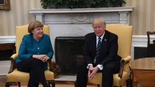 Trump y Merkel en la reunión de este viernes.