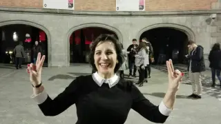 La física aragonesa Concha Aldea, en Bilbao, después de saber que ha pasado a la final de Famelab España.