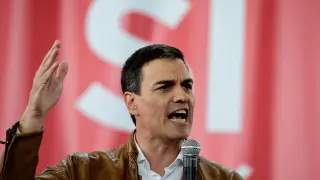Sánchez: "Hay que optar entre el PSOE de la abstención o uno de izquierdas"