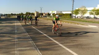 Los socios del Club Ciclista Oscense disfrutan de un fin de semana de actividades.