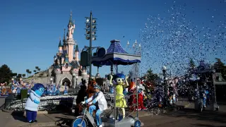 Disney París celebra su 25 aniversario con un gran espectáculo.