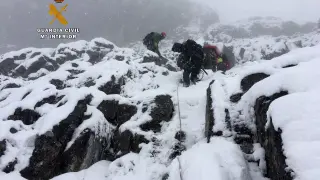 Operación de rescate de los montañeros fallecidos.