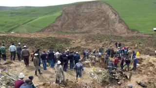 Al menos 24 muertos en un corrimiento de tierras en Kirguistán