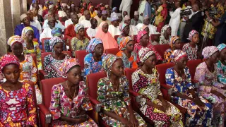 Liberan a decenas de niñas secuestradas por Boko Haram