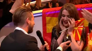 El novio de la cantante de Macedonia en Eurovisión le propuso matrimonio en directo.
