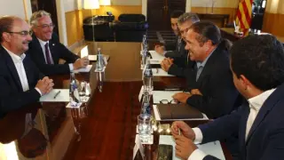 El presidente de Aragón, Javier Lambán, y el consejero de Desarrollo Rural, Joaquín Olona, se reúnen con los máximos responsables de las organizaciones agrarias.