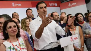 Pedro Sánchez se dirige a sus seguidores tras confirmarse su victoria en las primarias del PSOE.