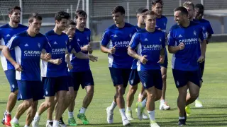 El Real Zaragoza, en un entrenamiento en la Ciudad Deportiva