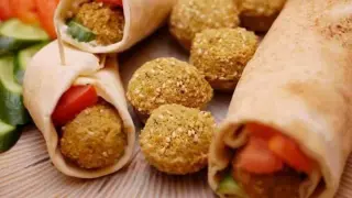 Platos de comida árabe
