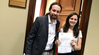 La diputada Ione Belarra y el líder de Podemos Pablo Iglesias.