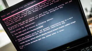 La pantalla de un ordenador tras ser infectado.