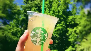 Campaña de verano de Starbucks en Reino Unido.