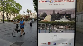 La exposición en el centro de Sevilla.