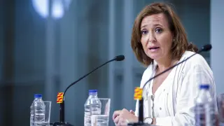 La consejera de Educación, Cultura y Deporte del Gobierno de Aragón, Mayte Pérez, en la rueda de prensa.