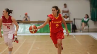 Zoe Hernández, con la camiseta de la selección española, durante un partido la semana pasada en Hungría.