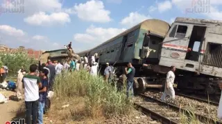 Más de 20 muertos en un choque frontal de trenes en Egipto