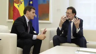 Reunión entre Rajoy y Rivera en la Moncloa en una imagen de archivo