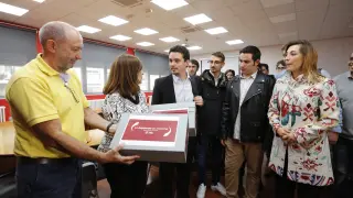 El equipo de Javier Lambán presenta los avales en la sede del PSOE.