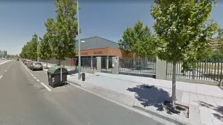 Imagen del exterior del Centro Deportivo Municipal Río Ebro de Zaragoza