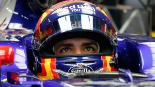 "Las penalizaciones fueron confirmadas poco después del fuerte accidente que el piloto español sufrió en la primera sesión de entrenamientos libres".
