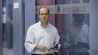 Javier Nieto, decano del Colegio de Economistas de Aragón