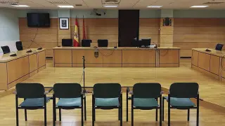 La sala del Palacio de Justicia de Pamplona donde se juzgará a los cinco detenidos por violación grupal de San Fermín