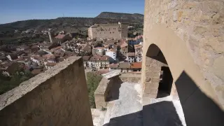 Vista del casco urbano desde un torreón de la muralla.