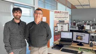 Ángel Carrasquer -izquierda- y José Manuel Pérez, en la sede de la empresa en Walqa.
