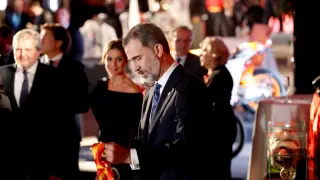 El Rey Felipe a su llegada a la cena conmemorativa del 50 aniversario del diario deportivo As y la entrega de los Premios As del Deporte, hoy en el Palcio de Cibeles de Madrid.