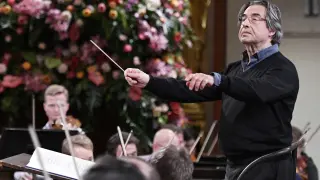 El italiano Riccardo Mutti dirigirá de nuevo el Concierto de Año Nuevo.
