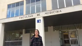 Elena González Estella, trasplantada de médula, está acabando Medicina en la Universidad de Zaragoza.
