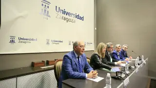 Los rectores de las cuatro universidades y la consejera Pilar Alegría en la presentación del proyecto Iberus Talent.